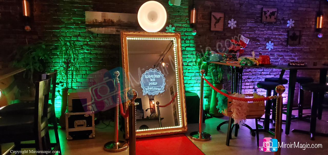 Offer Platinum Magic Mirror Photobooth